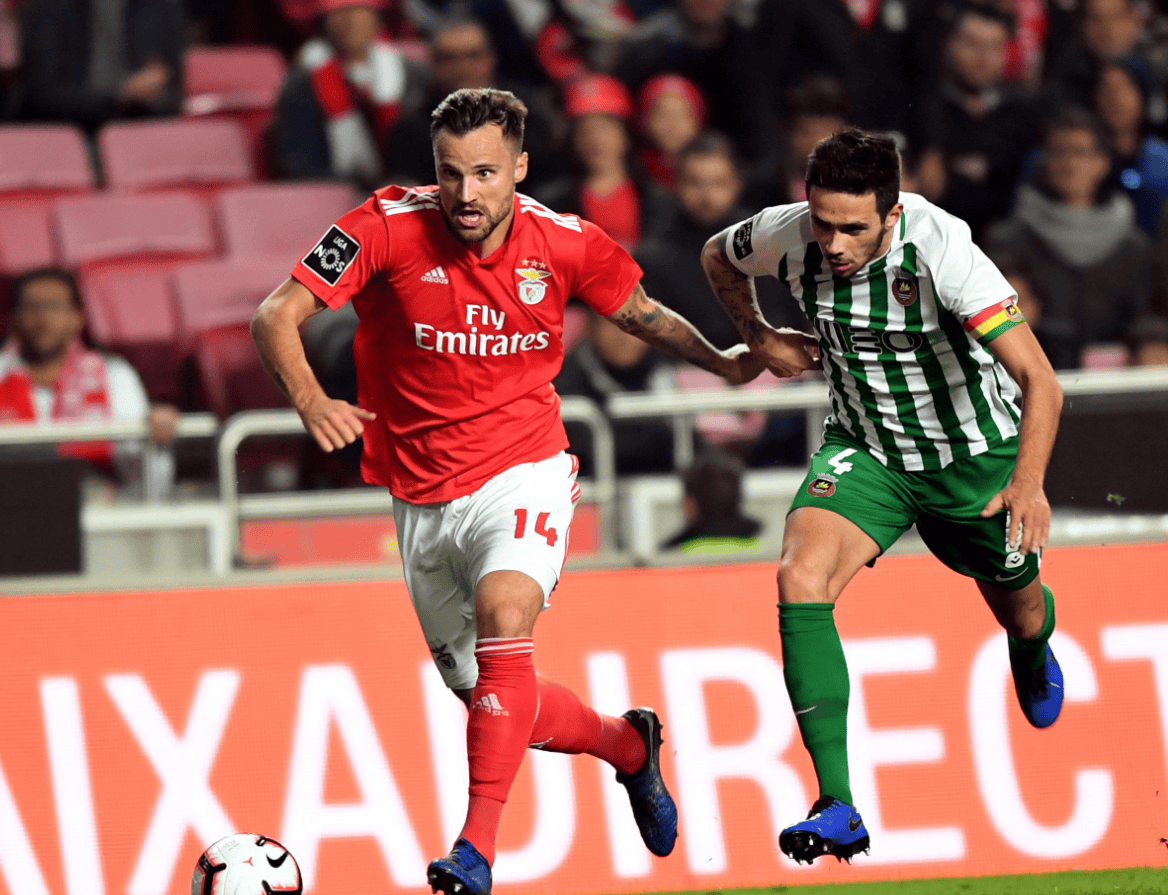 关于赛前葡超传出新动向，巴黎圣日耳曼官宣签约，管理层表态：震撼外界，球探报告显示潜力的信息