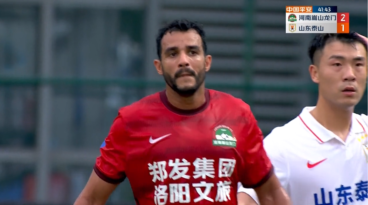 关于法国杯关键时刻再迎强敌，法兰克福止住颓势，主帅态度——压力陡增，心理建设被强调的信息