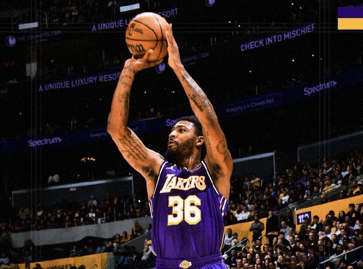 南宫28官方网站-包含密尔沃基雄鹿发布备战花絮；窗口期豪取连胜；CBA常规赛任务艰巨；球队文化再被提及的词条