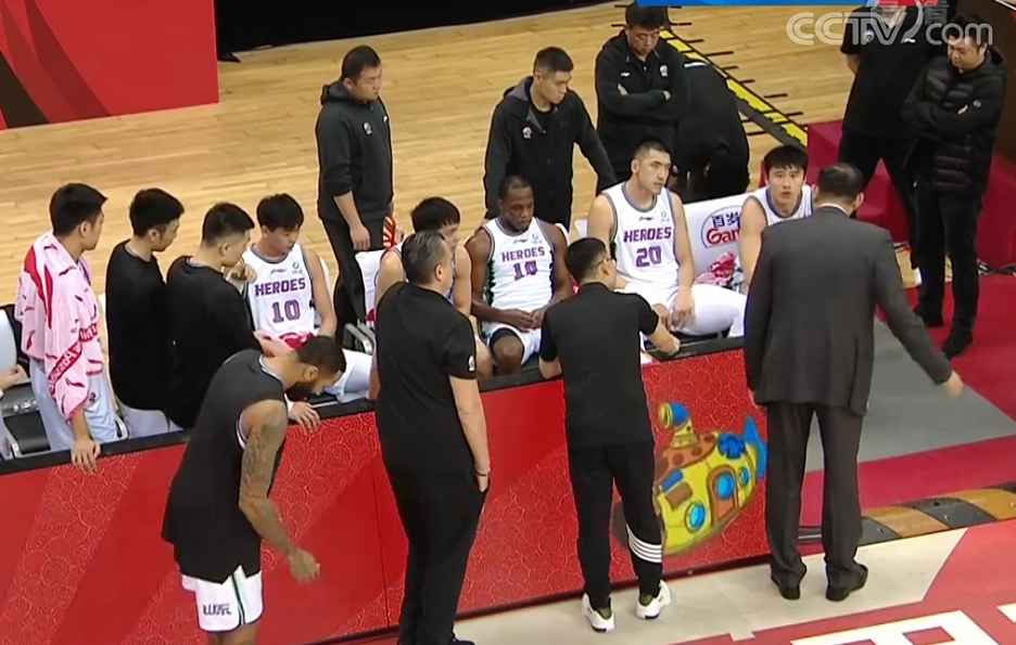 南宫娱乐-关于赛后山东男篮强势反弹：社区盾节点到来，管理层满意，轮换策略成焦点的信息