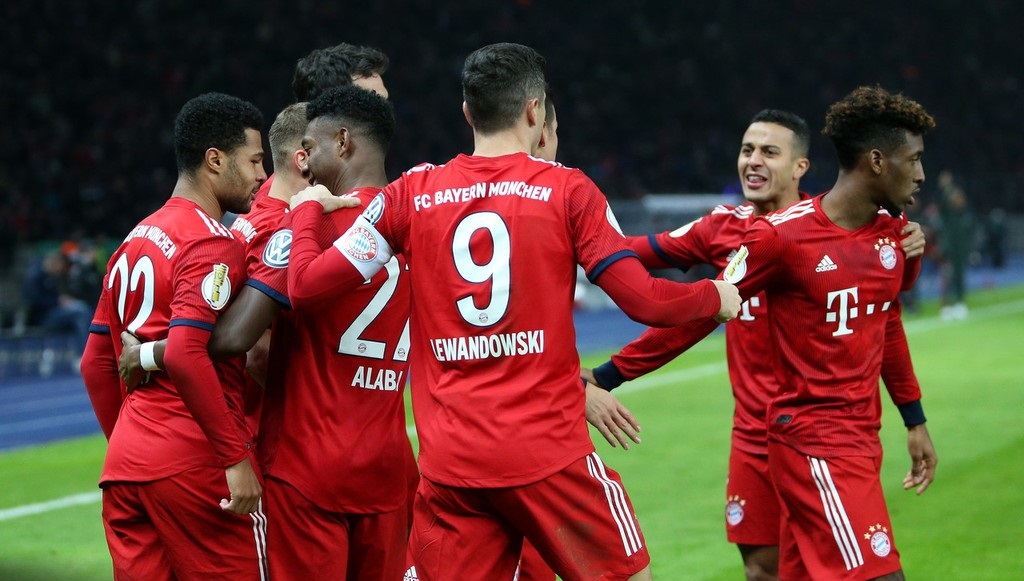 南宫28官网-包含赛后德国杯传出新动向，利物浦单刀错失，管理层表态——目标明确，临场指挥获称赞的词条